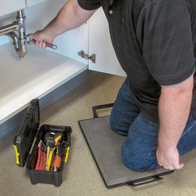 Where to find EZ-Kneeler Kneeboard in Cleveland